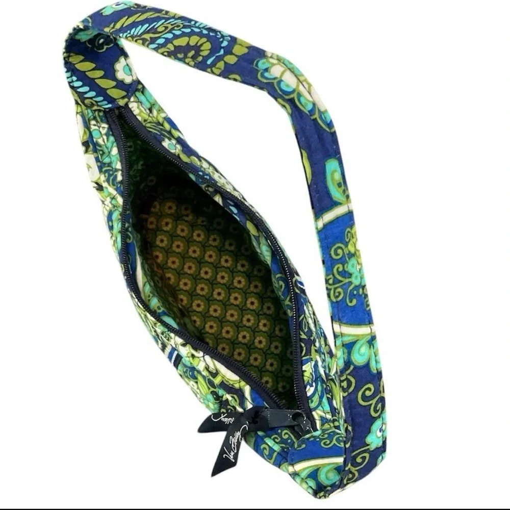Vera Bradley Retired Rhythm and Blues Quilted Paisley Pattern Shoulder Bag​ - Picture 6 of 9